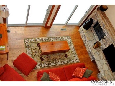 405 Winterberry Rd, Burnsville, NC 28714 - photo 6