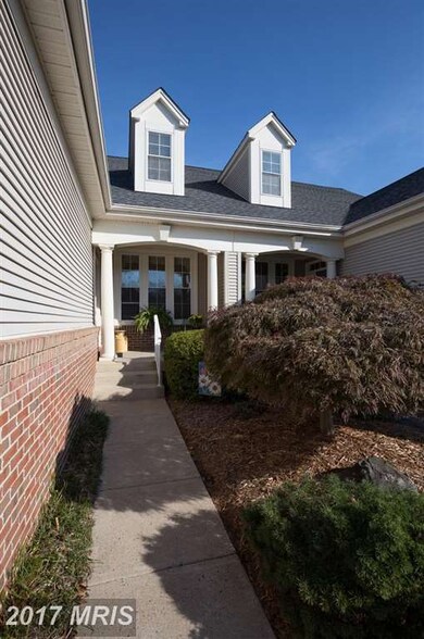 13749 Currant Loop, Gainesville, VA 20155 - photo 4