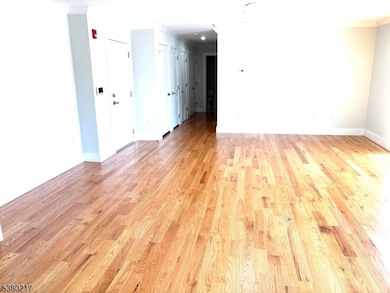 62 Westfield Ave unit 101, Clark, NJ 07066 - photo 4