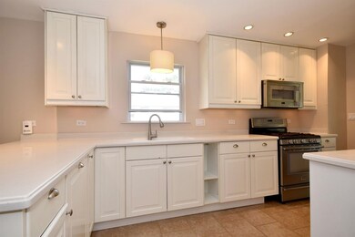 1310 E Walnut Ave, Des Plaines, IL 60016 - photo 6