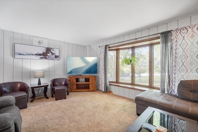 1566 Saint Augustine Rd, Hartford, WI 53027 - photo 3