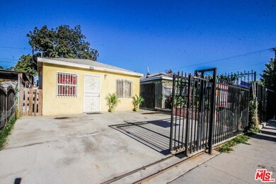 2087 E Hatchway St, Compton, CA 90222 - photo 3