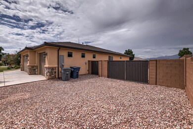 5-3051 E 2805 S Cir