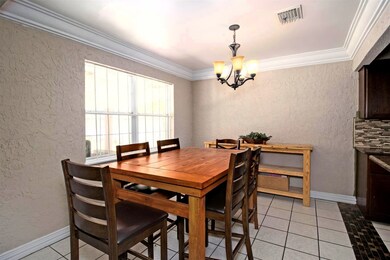 2203 Deerhurst Ln, Houston, TX 77088 - photo 7