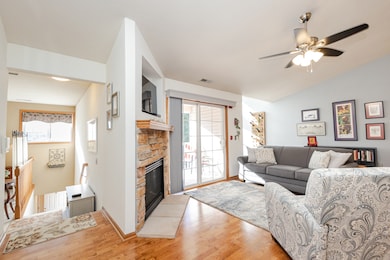 N43W32953 Rasmus Rd unit 3-H, Nashotah, WI 53058 - photo 5