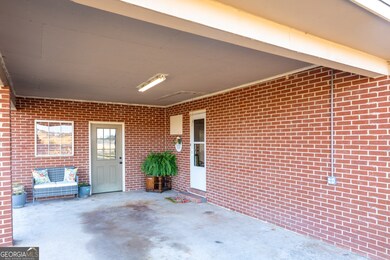 2857 Cherokee St, Waycross, GA 31503 - photo 6