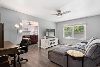 3519 25th St, Columbus, IN 47203 - photo 7