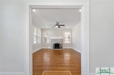 215 E 54th St, Savannah, GA 31405 - photo 7