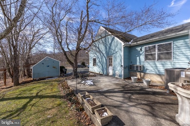 165 Brokenback Mountain Rd, Free Union, VA 22940 - photo 5