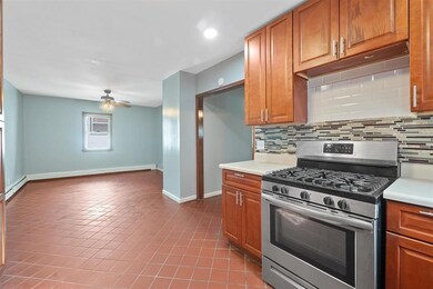 128 Bentley Ave unit 3, Jersey City, NJ 07304 - photo 7