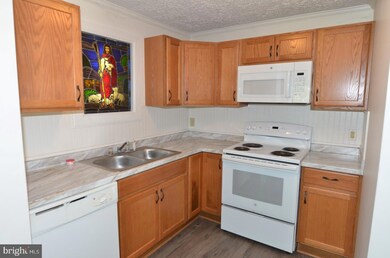 199 Wakefield Dr, Colonial Beach, VA 22443 - photo 7