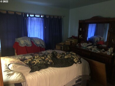 301 N McHaley St, Prairiecity, OR 97869 - photo 7