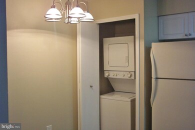 8639 Beekman Place unit B, Alexandria, VA 22309 - photo 5