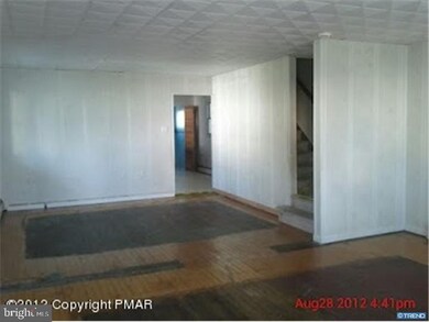 383 E Grand St, Nanticoke, PA 18634 - photo 4