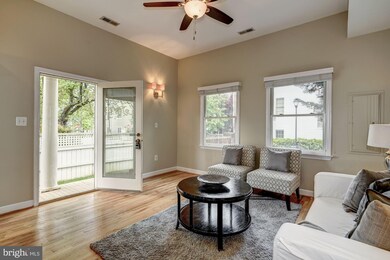 800 N Columbus St, Alexandria, VA 22314 - photo 4