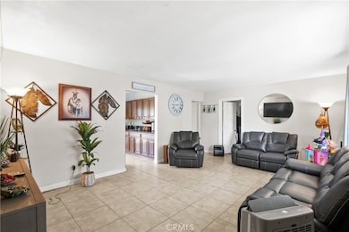 563 W Main St, San Jacinto, CA 92583 - photo 3