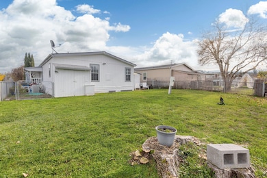 1646 Darin Dr, Grants Pass, OR 97527 - photo 5