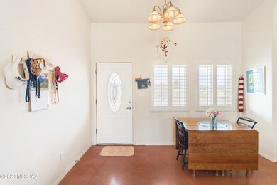 FRONT ROOM