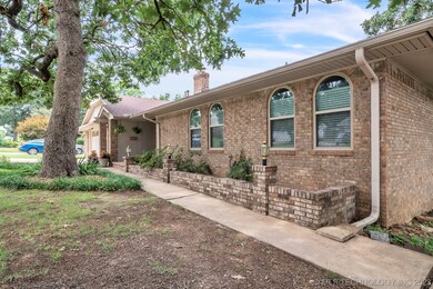 1803 Cardinal Ln, McAlester, OK 74501 - photo 3