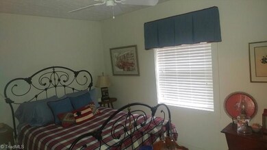 191 Scenic Way, Fancy Gap, VA 24328 - photo 7