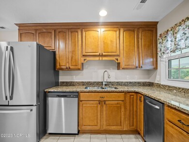 602 Oakwood Ave, Jacksonville, NC 28546 - photo 4