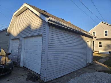 1604 Grange Ave, Racine, WI 53405 - photo 2