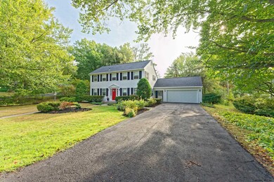 29 Folmsbee Dr, Albany, NY 12204 - photo 4