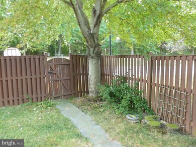 15660 Ensleigh Ln, Bowie, MD 20716 - photo 4