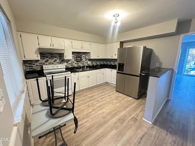 322 Junction Rd unit 28h, Durham, NC 27703 - photo 5