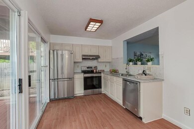 kitchen2