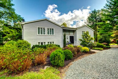 48 Comanche Dr_-26
