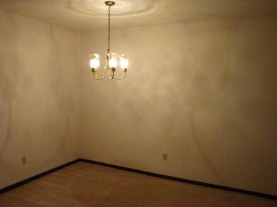 933 W Glen Park Ave unit 205, Griffith, IN 46319 - photo 3