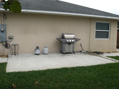 SLAB IN BACK PRIVCY FENCED YARD