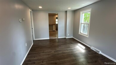 7520 Studebaker Ave, Warren, MI 48091 - photo 6