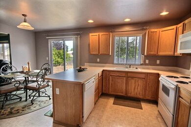 215 Icey St SW, Orting, WA 98360 - photo 6