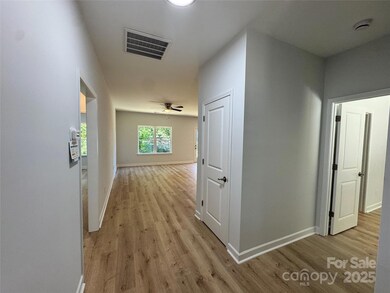 1215 1/2 Mountain Ave, Gastonia, NC 28052 - photo 6