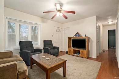 231 Maple St, Millersburg, IN 46543 - photo 2