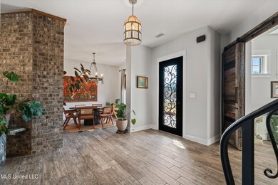 getwell rd entry to dining room