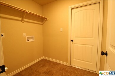 1045 Declaration Dr, Copperas Cove, TX 76522 - photo 4