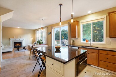 Open Plan Kitchen to Eating Area