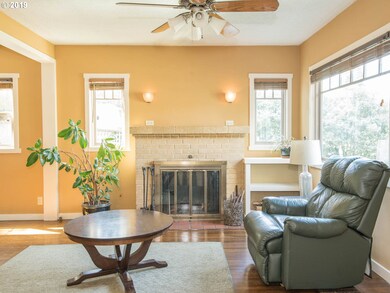 54 NE Lombard St, Portland, OR 97211 - photo 6