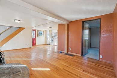 111 N Monroe St, Mechanicsville, IA 52306 - photo 5