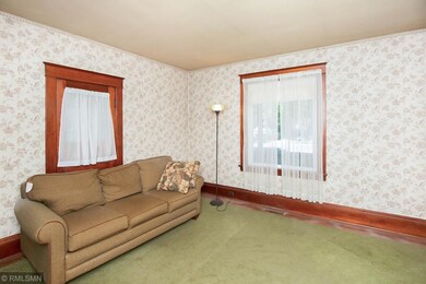 Living Room - hardwood floors