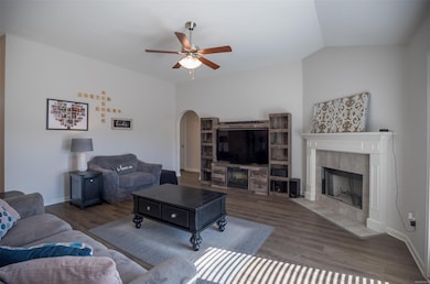 Popular open floor plan with ceiling fan, tons of 