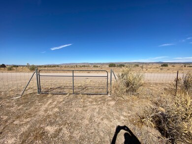 1715 W Kings Ct, Paulden, AZ 86334 - photo 4