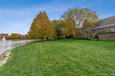 2306 Mohawk Ln, Glenview, IL 60026 - photo 3