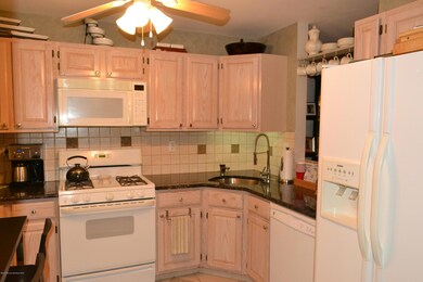 93 Heron Ct unit 93, Manalapan, NJ 07726 - photo 7