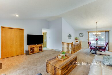 329 Willow Run Dr_0012