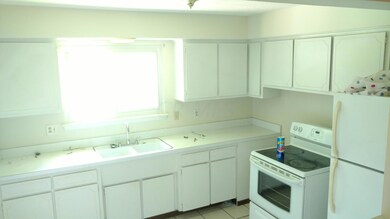 2706 Denmark Rd, Columbus, OH 43232 - photo 5