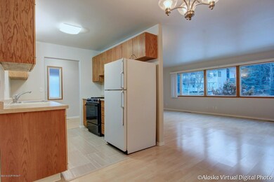 635 W 21st Ave, Anchorage, AK 99503 - photo 5